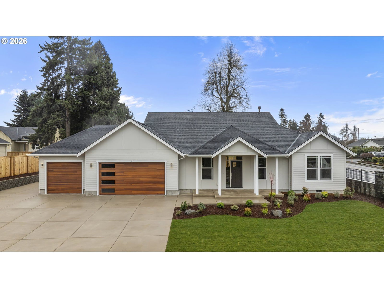 Listing photo 1 of 1