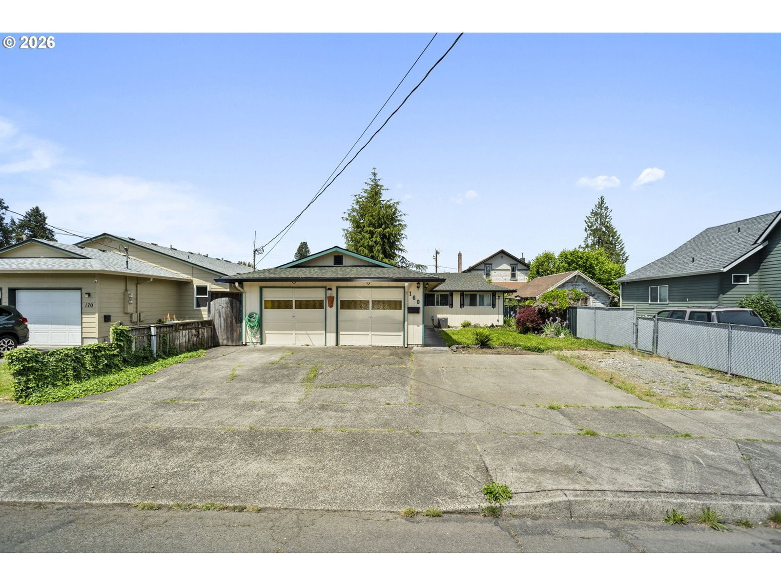 Listing photo 1 of 6