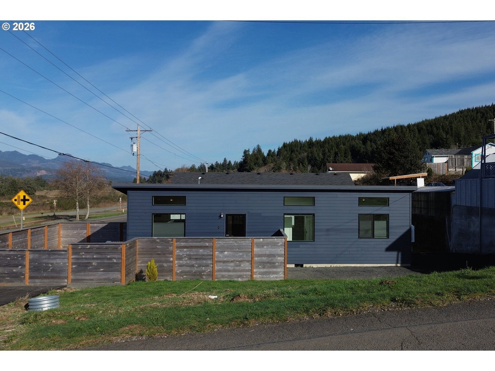 Listing photo 1 of 1
