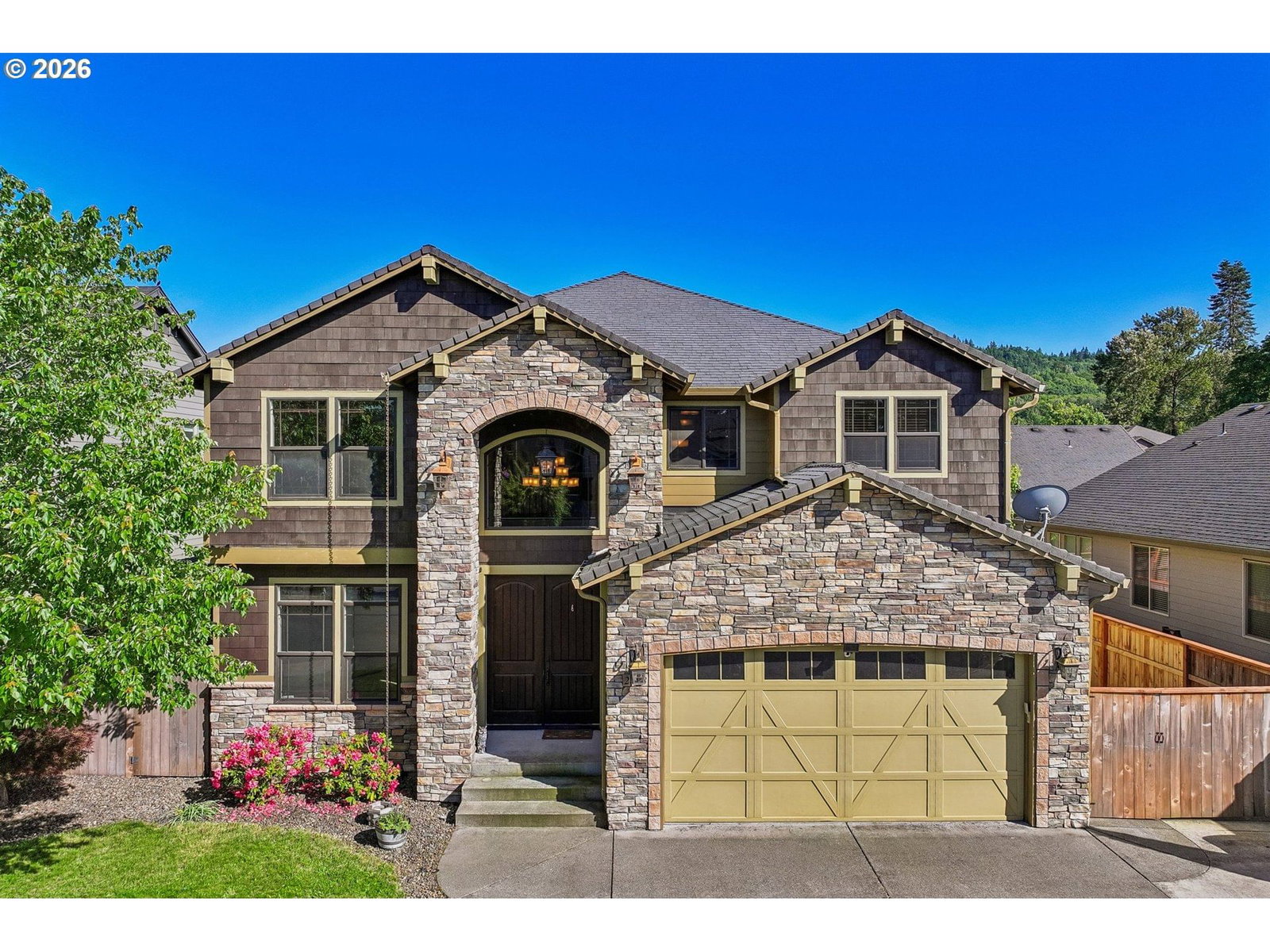 Listing photo 1 of 6