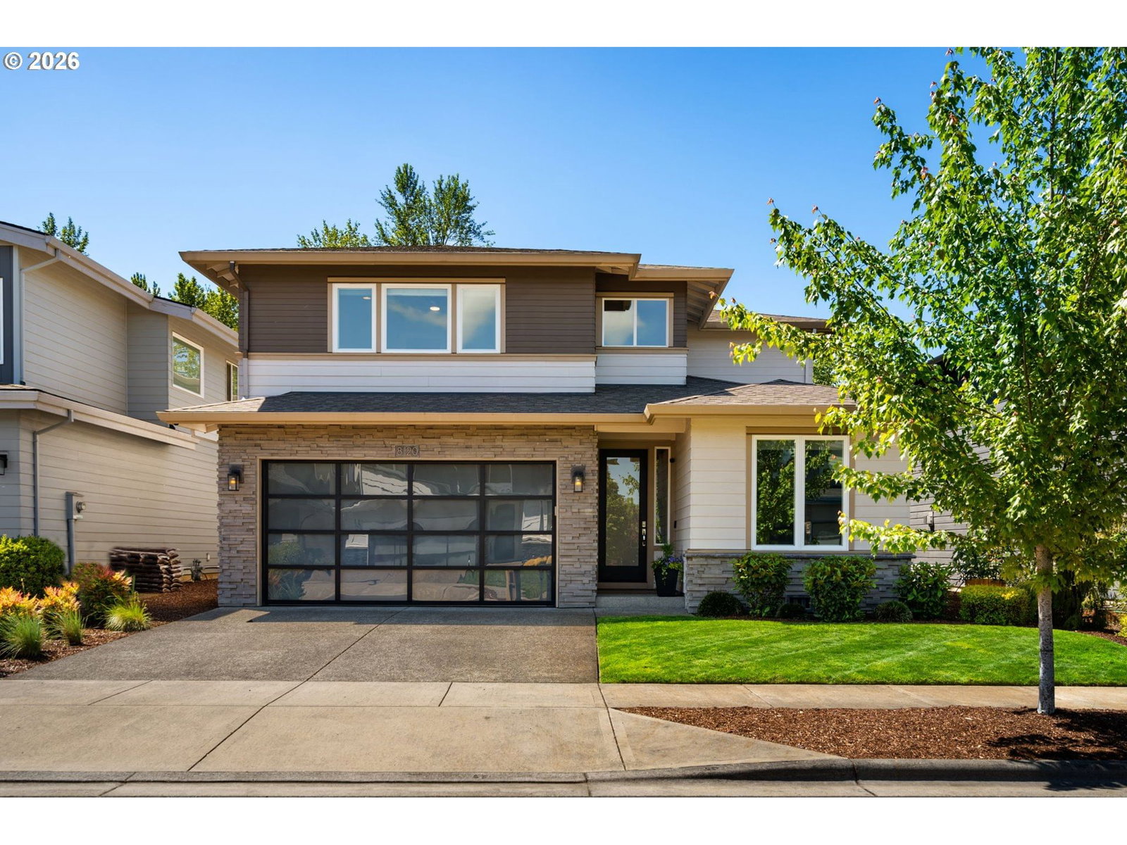 Listing photo 1 of 6