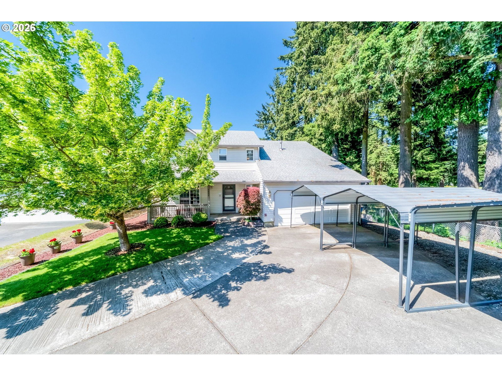 Listing photo 1 of 6