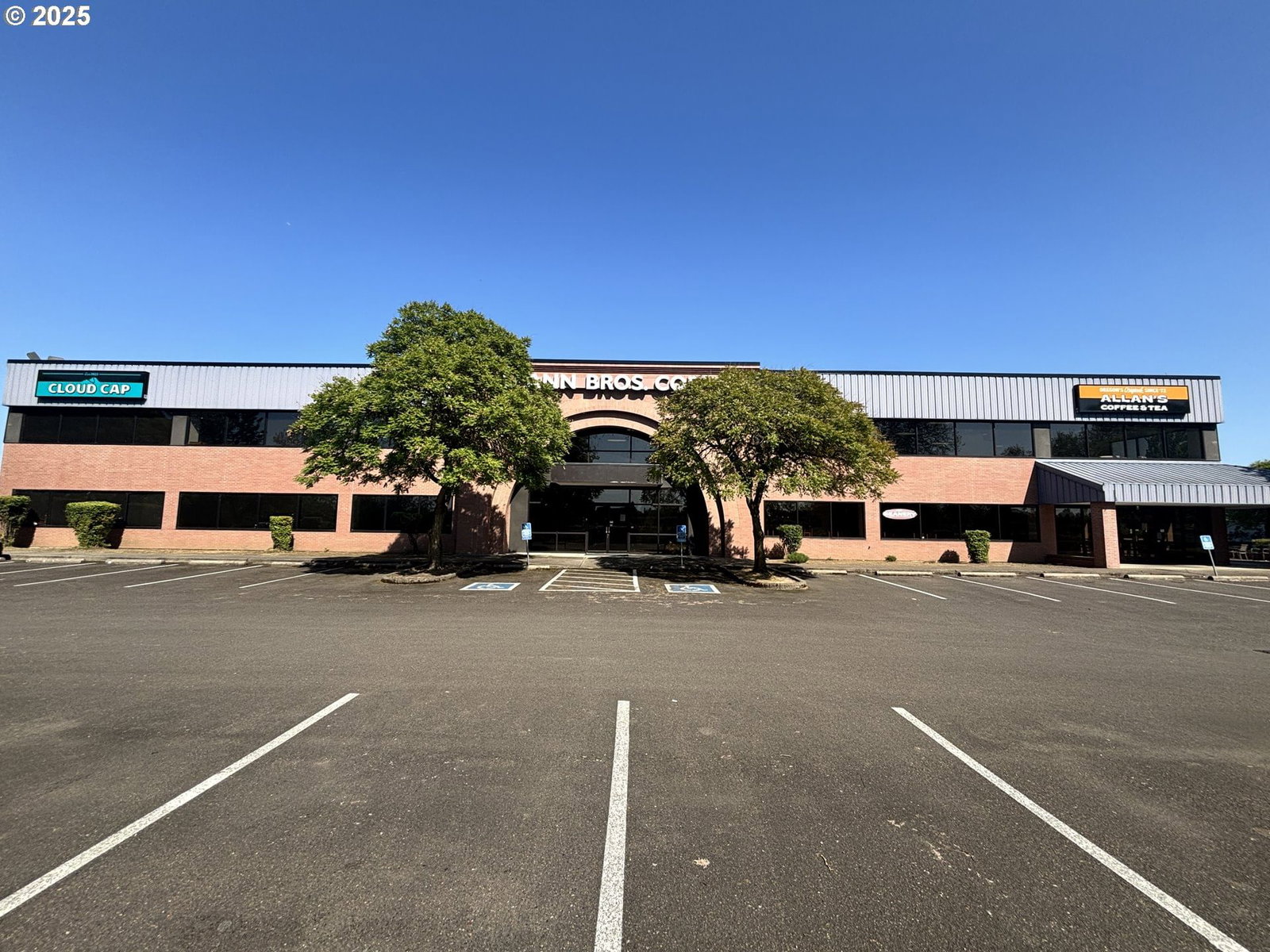Listing photo 1 of 1