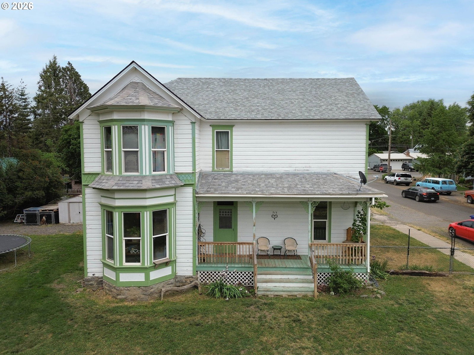 Listing photo 1 of 6