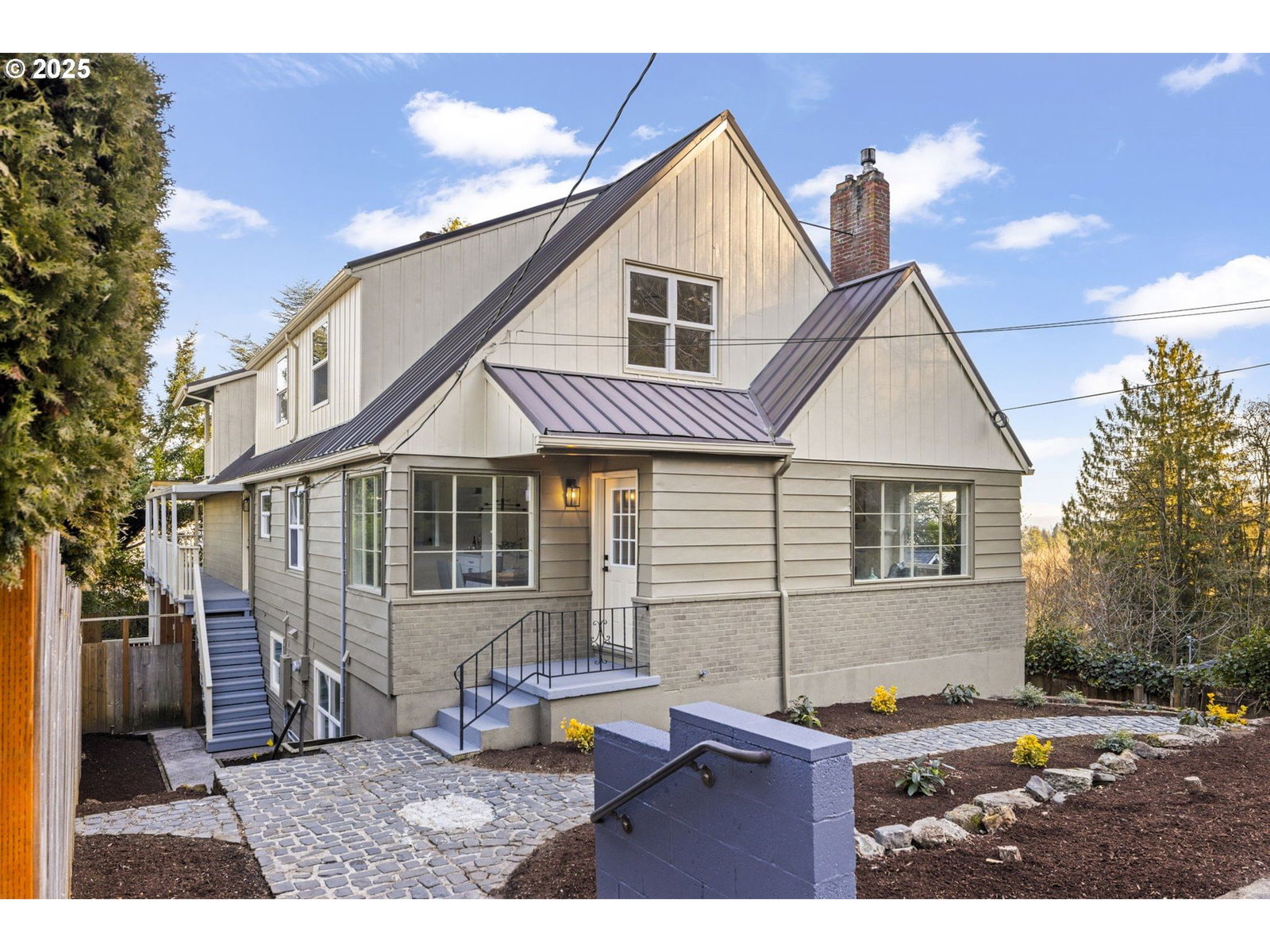 Listing photo 1 of 1