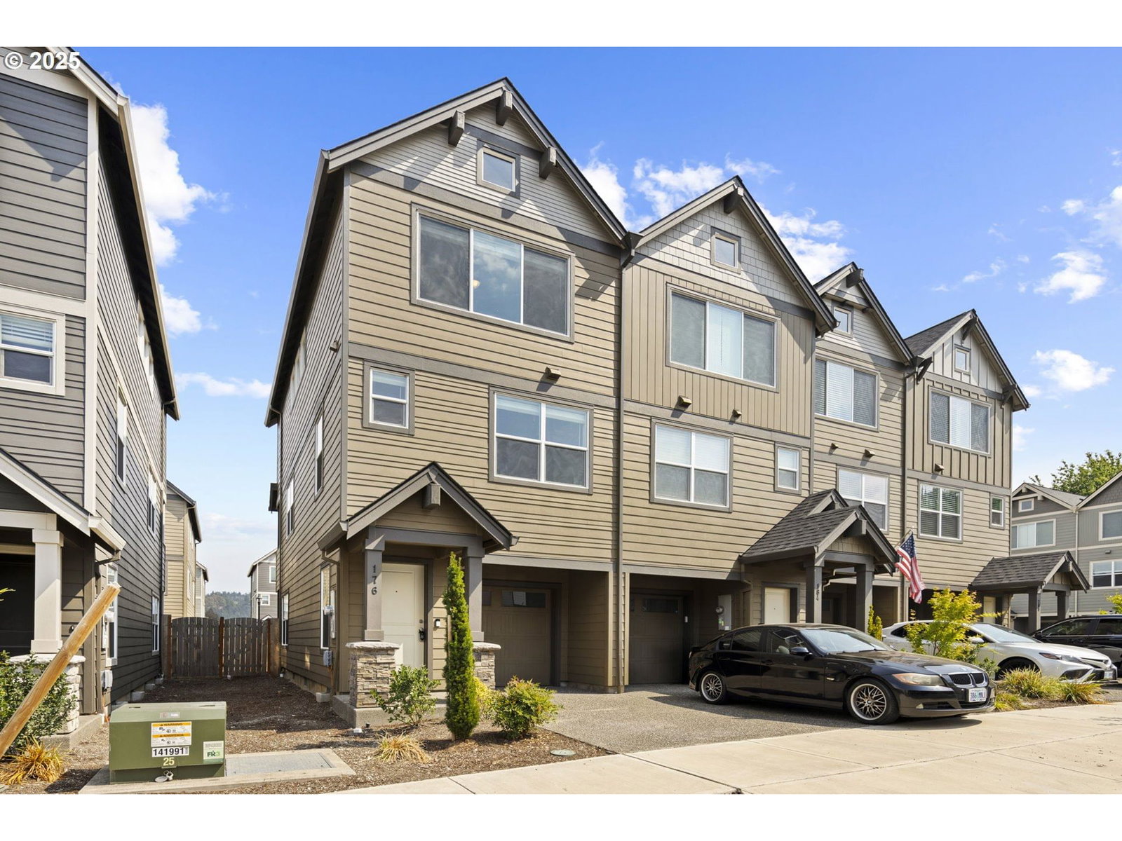 Listing photo 1 of 1