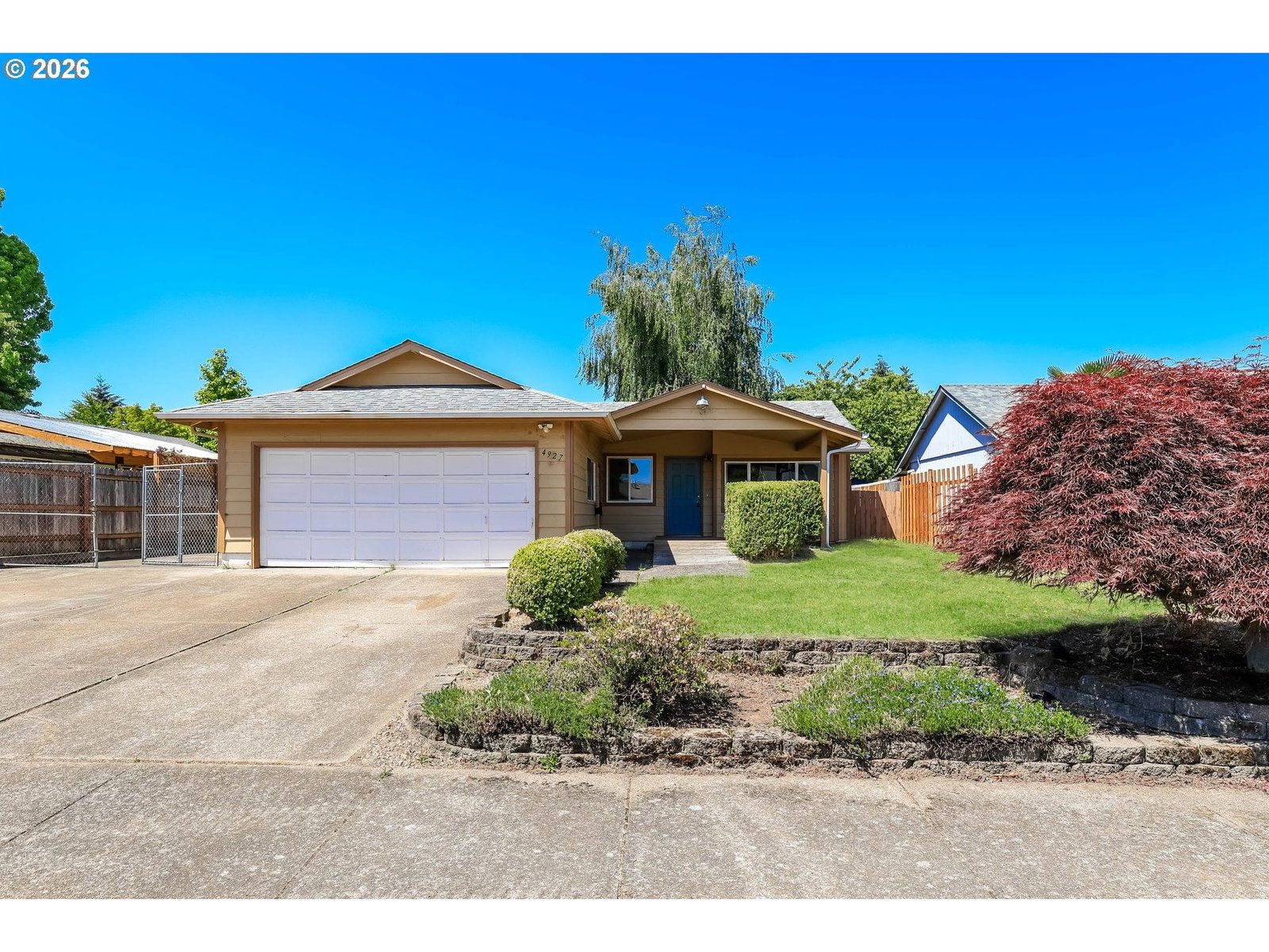 Listing photo 1 of 6