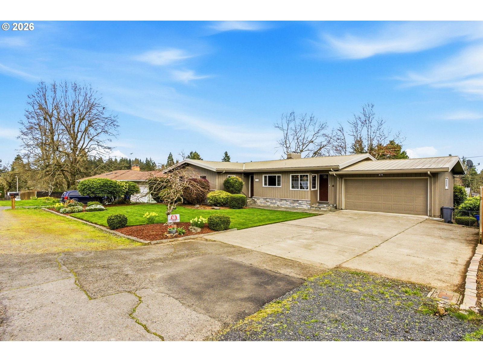 Primary listing photo, 4064 S BARRETT ST, Salem, OR, 97302