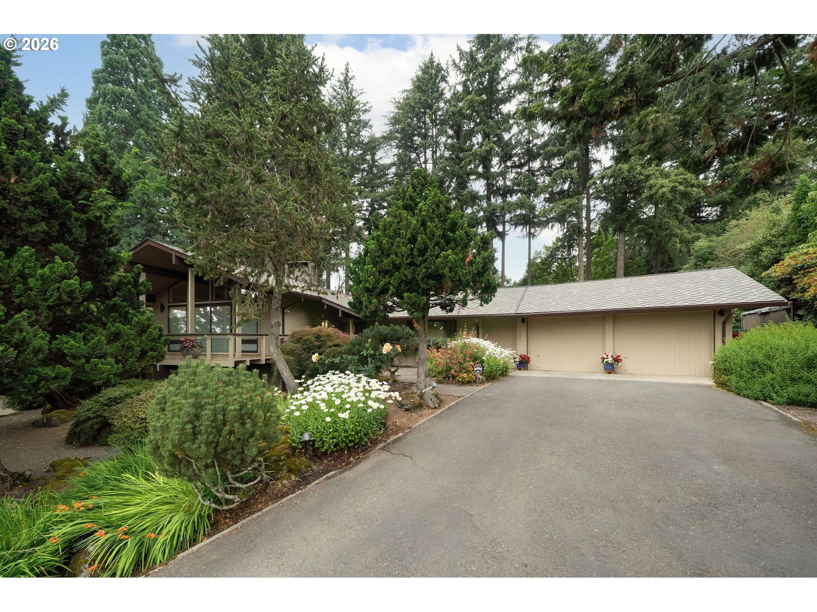 3060 SW WESTWOOD DR