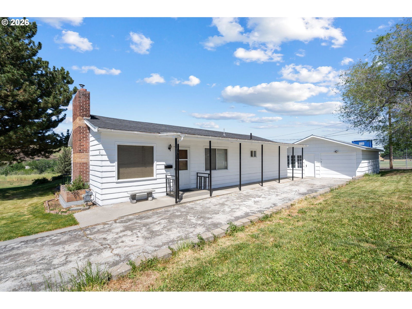 Listing photo 1 of 1