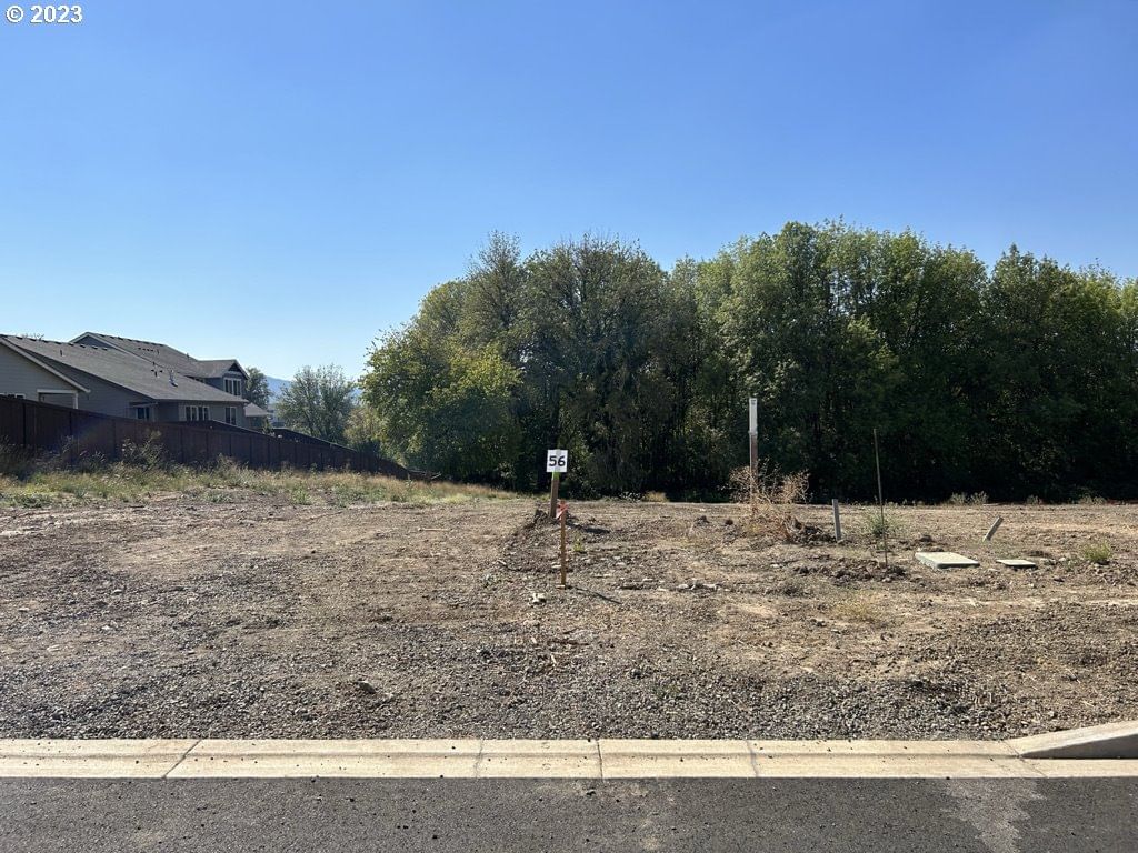 Listing photo 1 of 1
