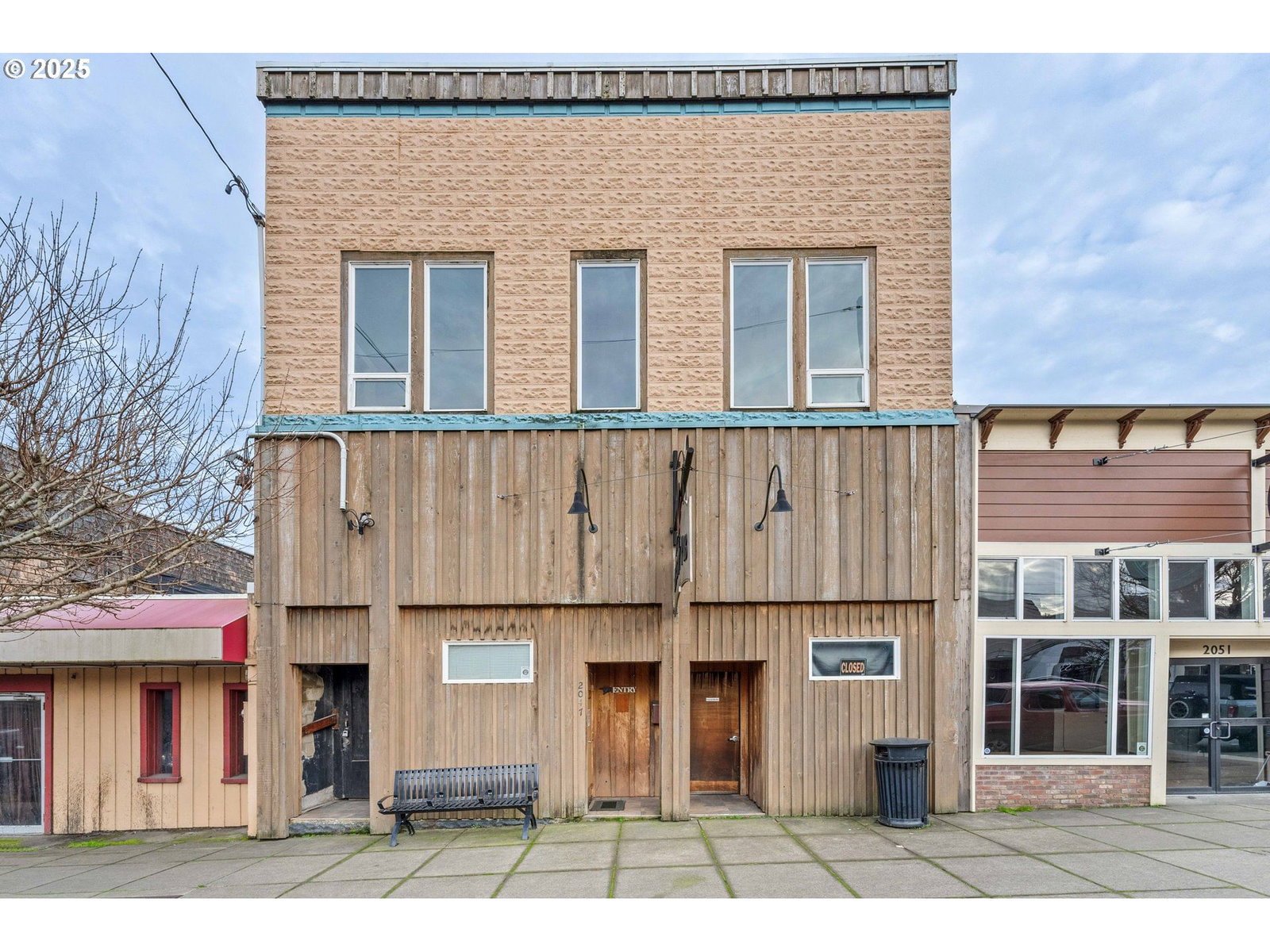 Listing photo 1 of 1