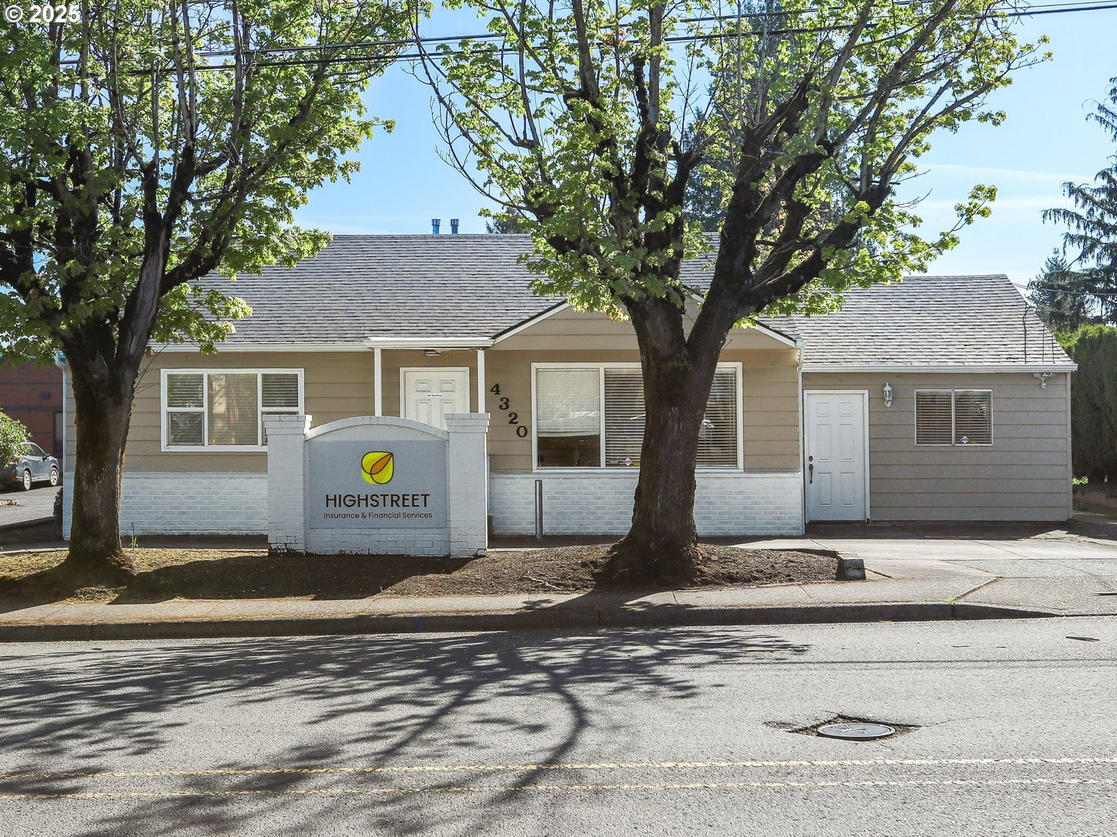 Listing photo 1 of 1