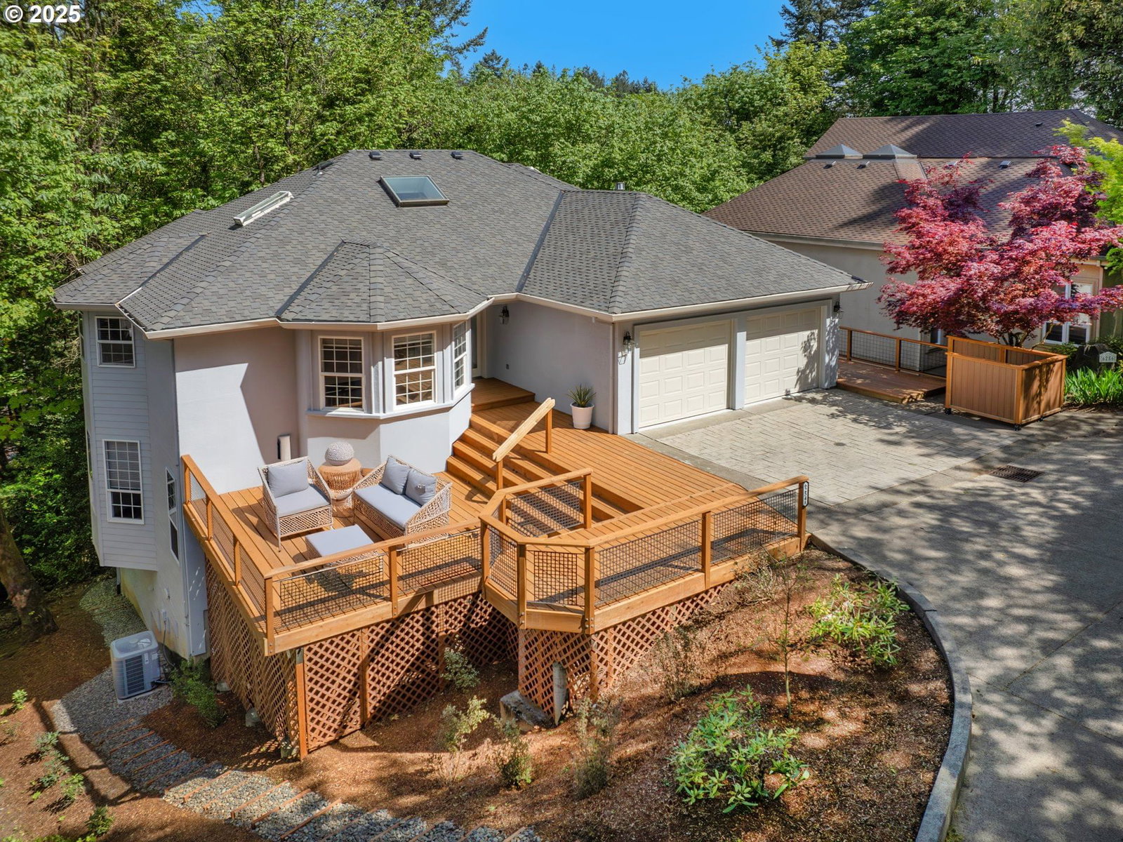 Listing photo 1 of 1