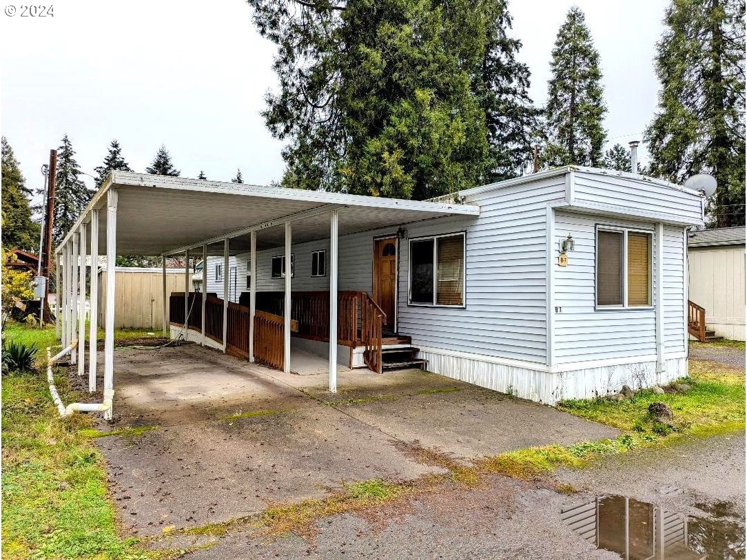 Listing photo 1 of 1