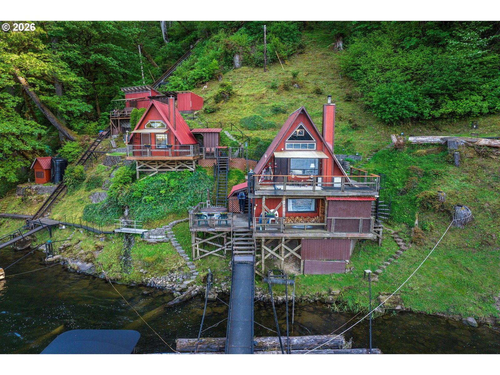 Listing photo 1 of 6