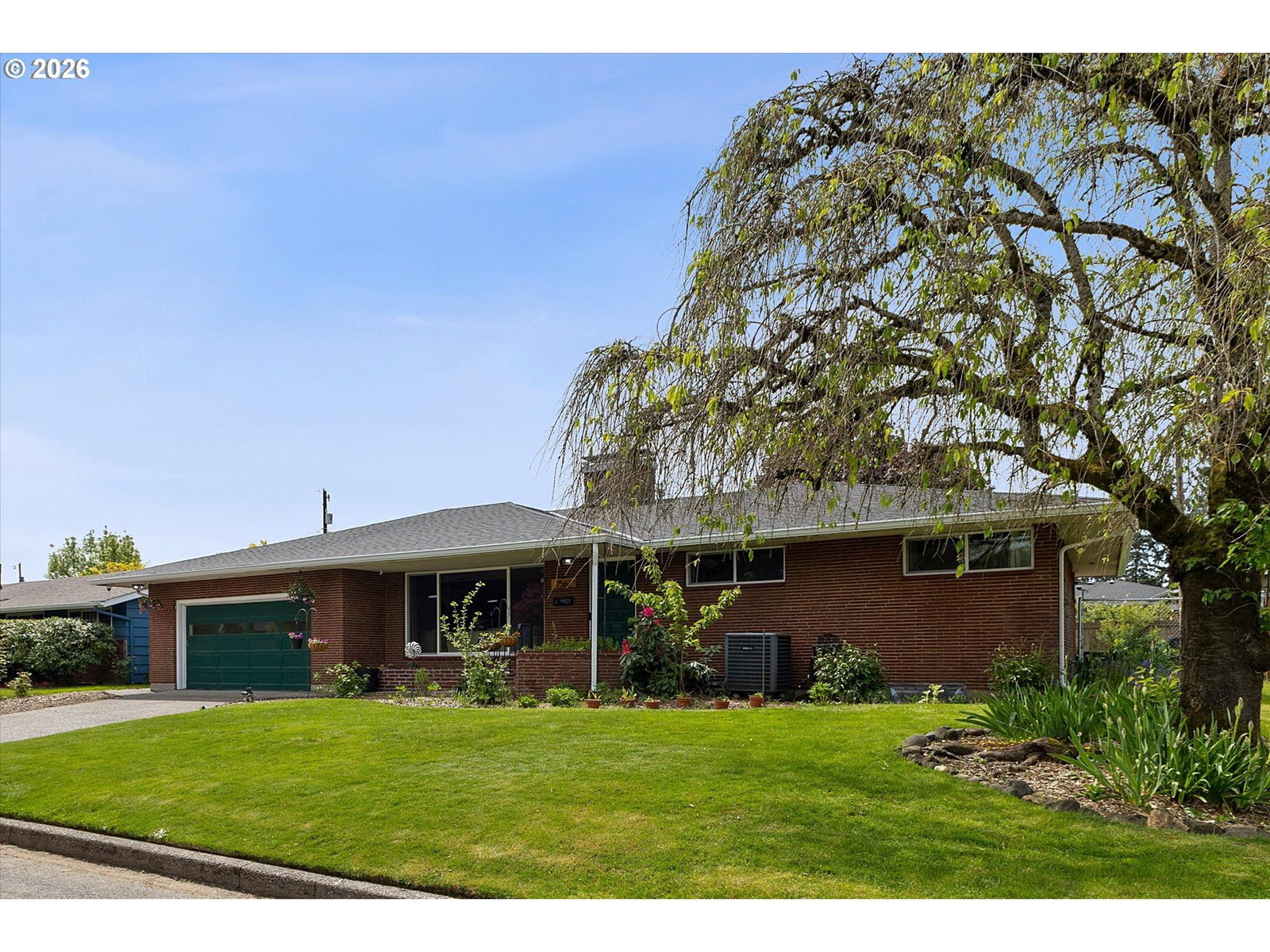 7567 DELAWARE LN, $599,900