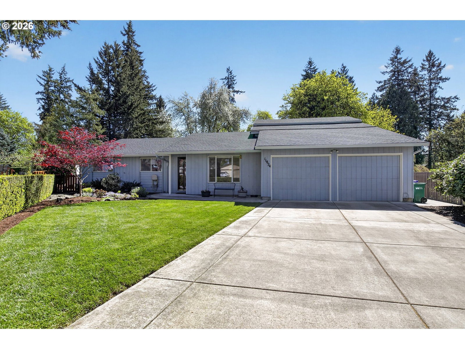 Primary listing photo, 11824 SUNNYCREEK LN, Clackamas, OR, 97015