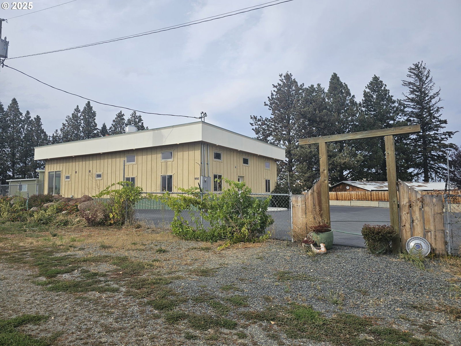 Listing photo 1 of 1