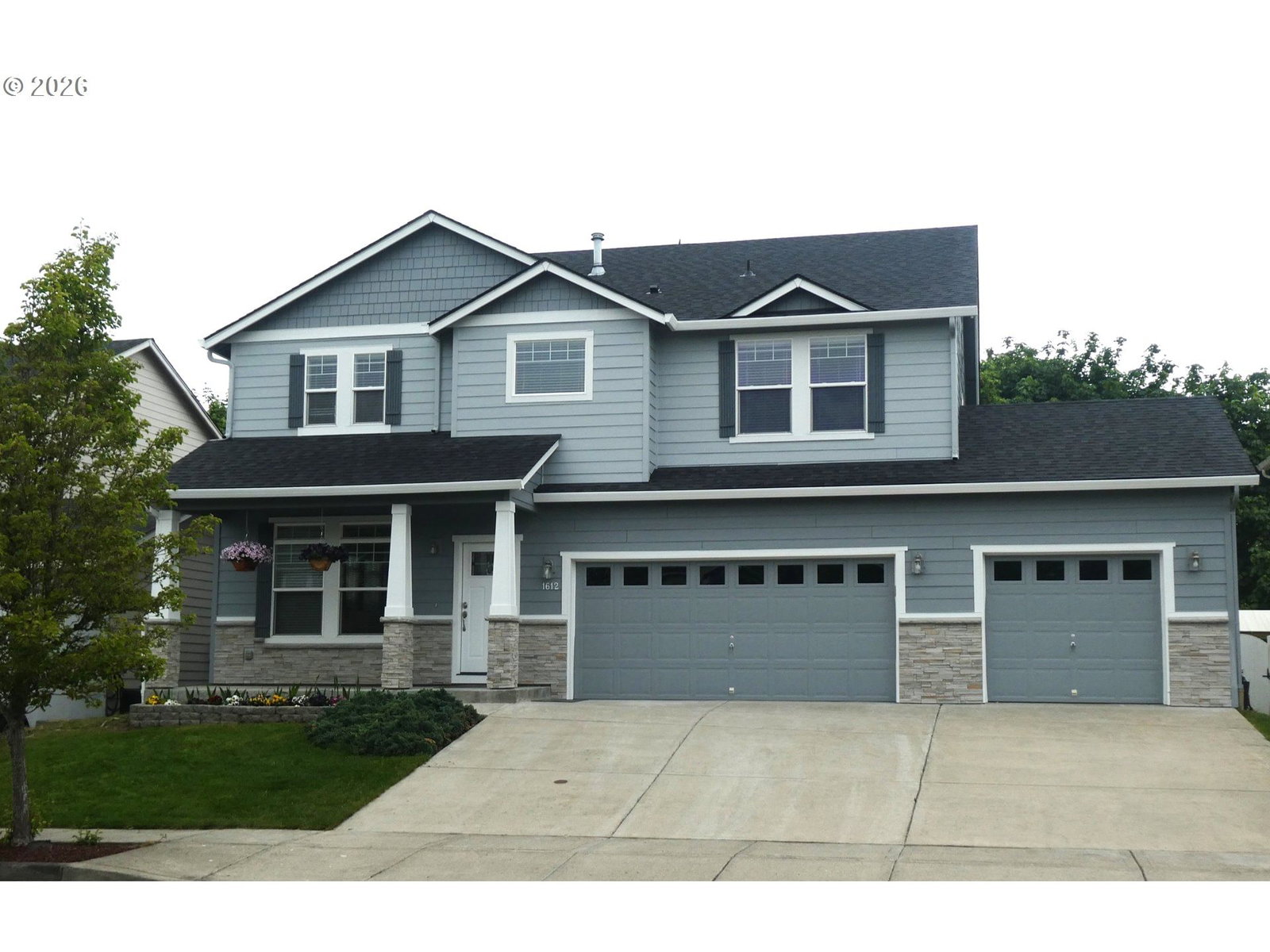 Primary listing photo, 1612 N HERON DR, Ridgefield, WA, 98642