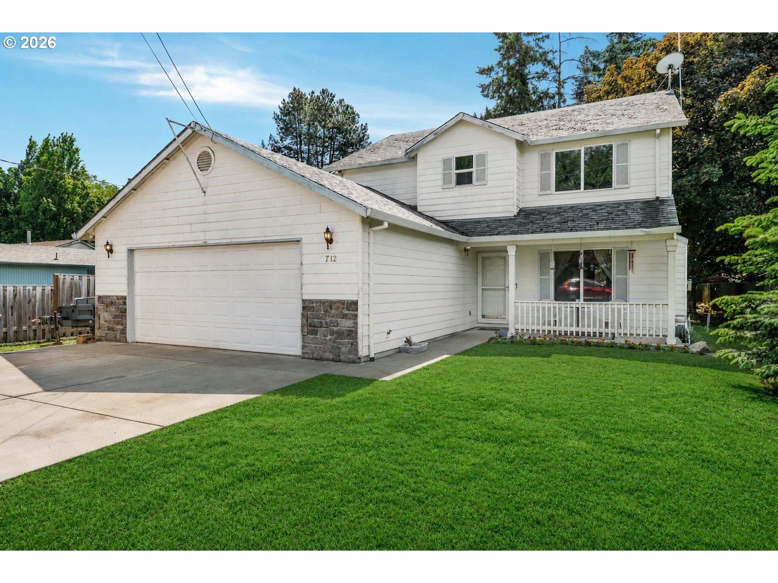 Listing photo 1 of 6