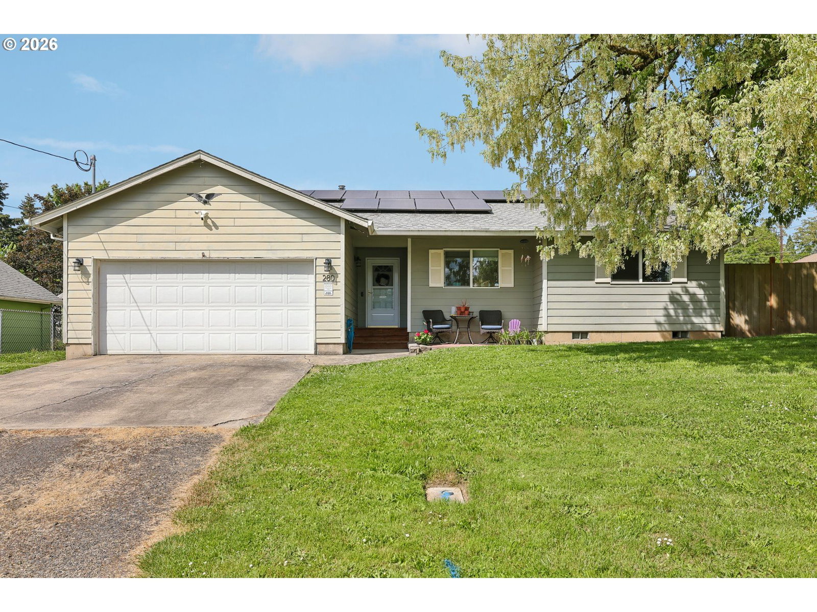 Listing photo 1 of 6