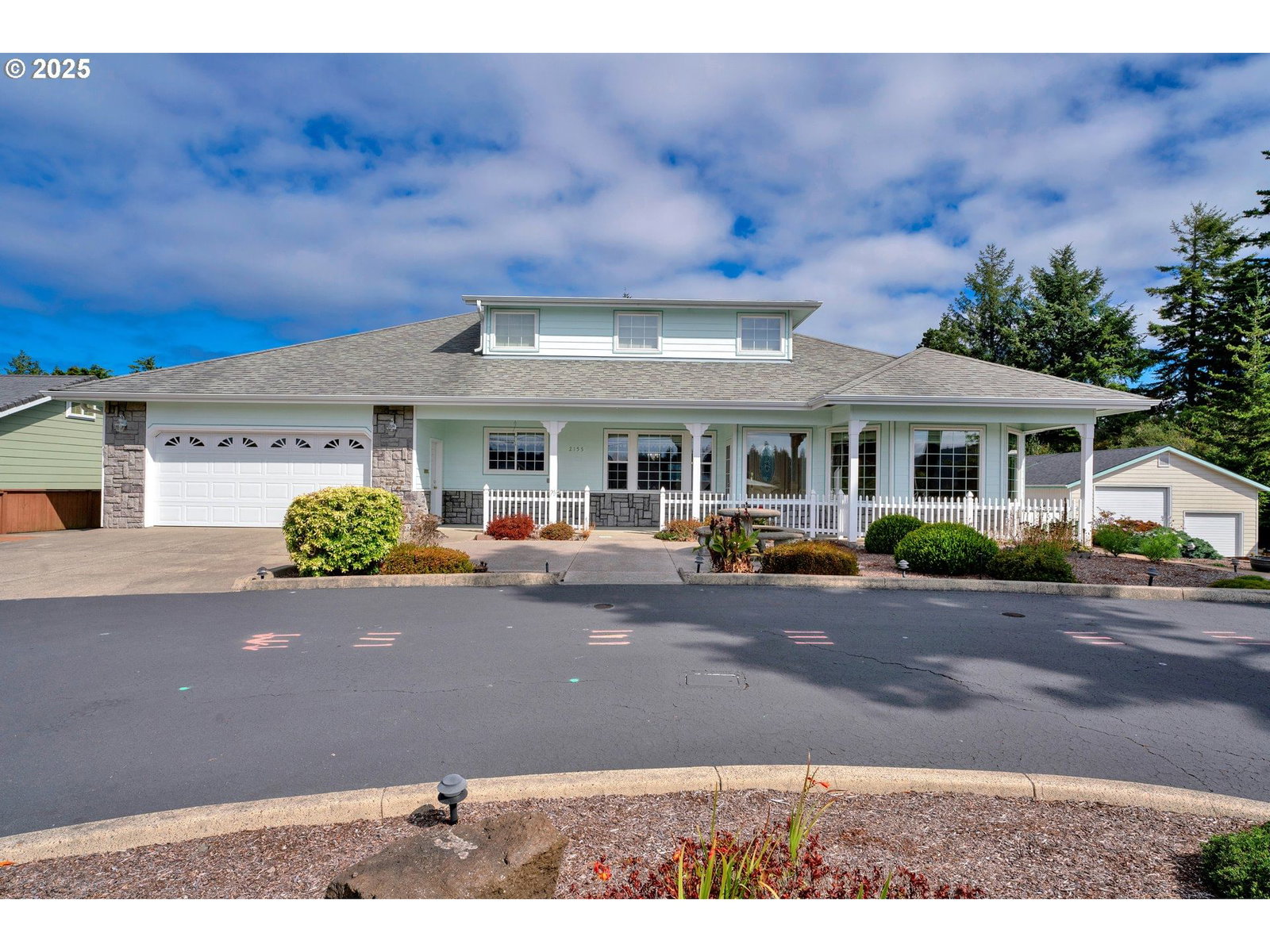 Primary listing photo, 2155 9TH ST, Florence, OR, 97439