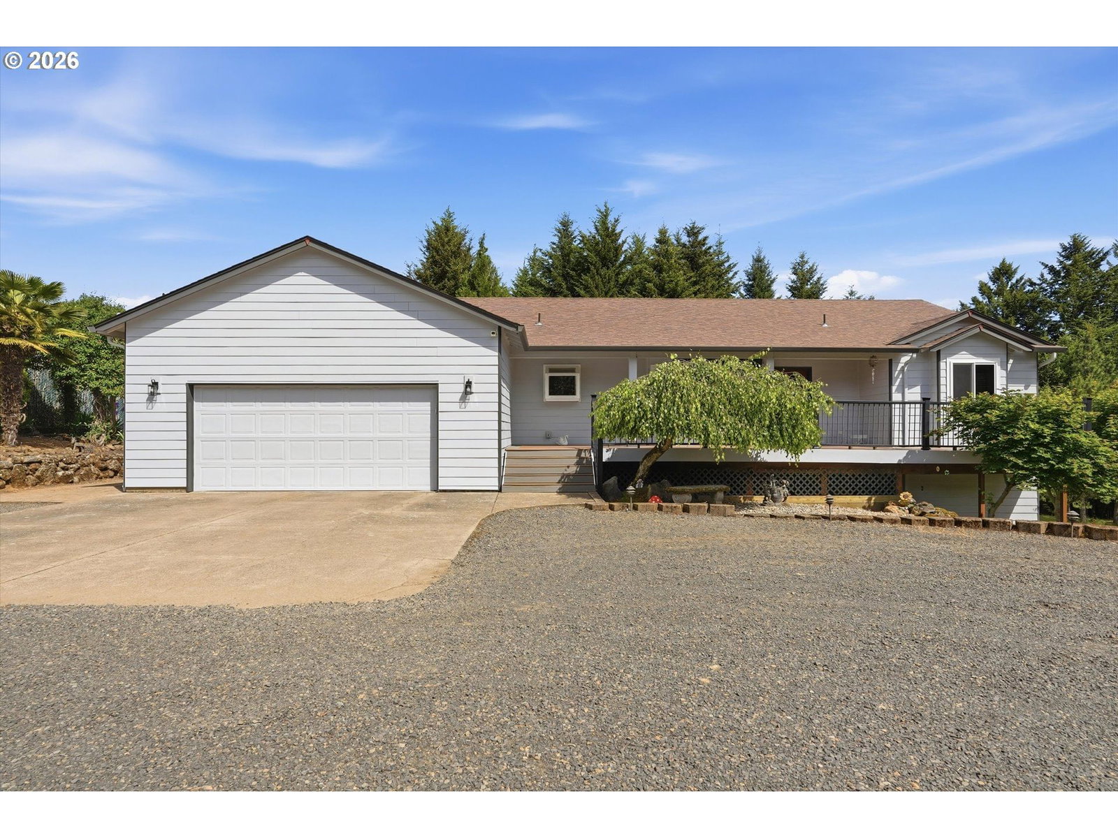Listing photo 1 of 6