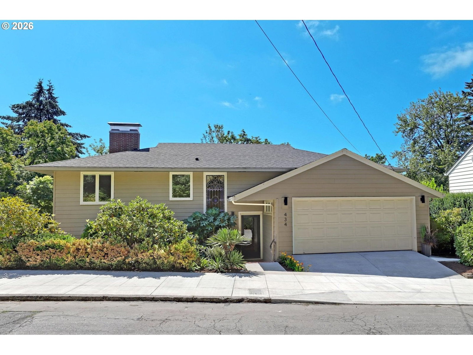 434 NW HERMOSA BLVD