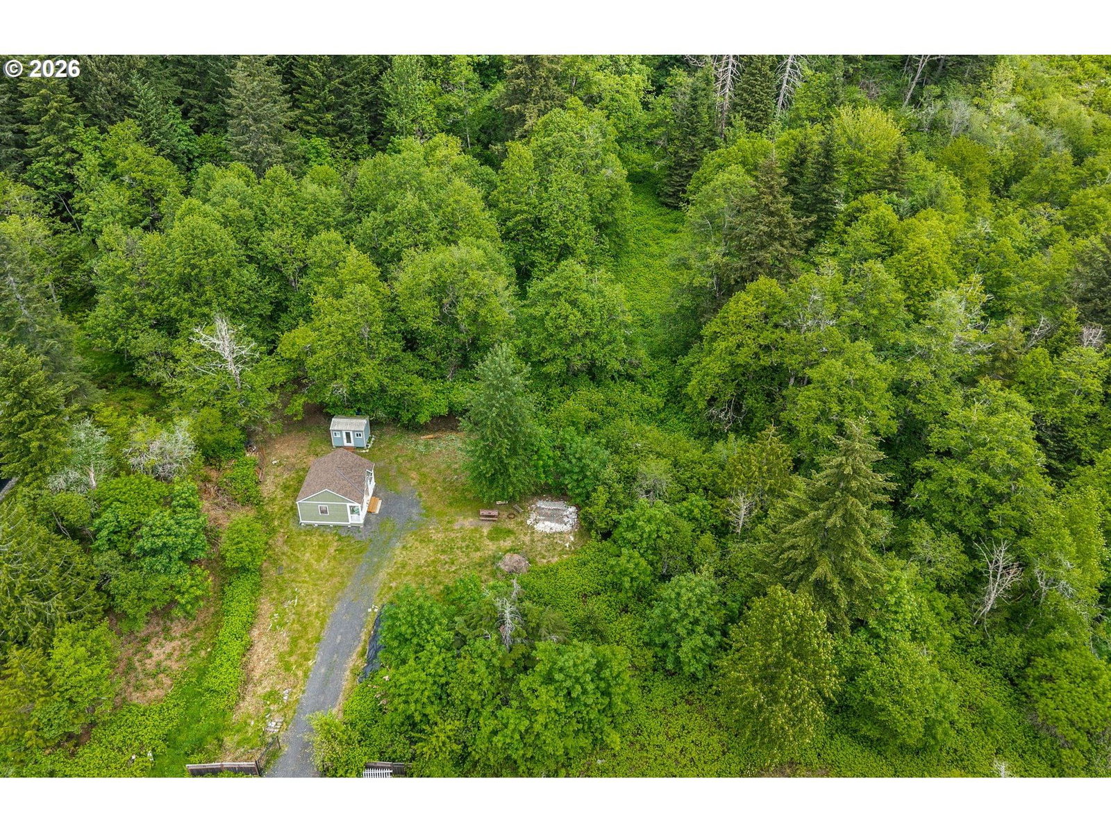 Listing photo 1 of 6