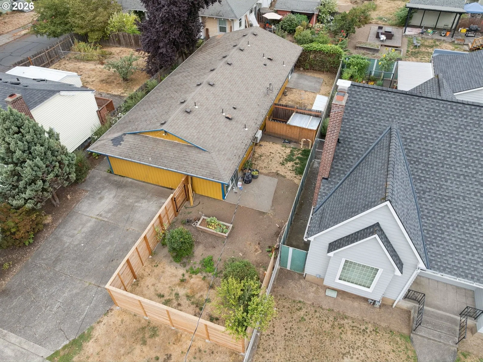 7322 N ALBINA AVE