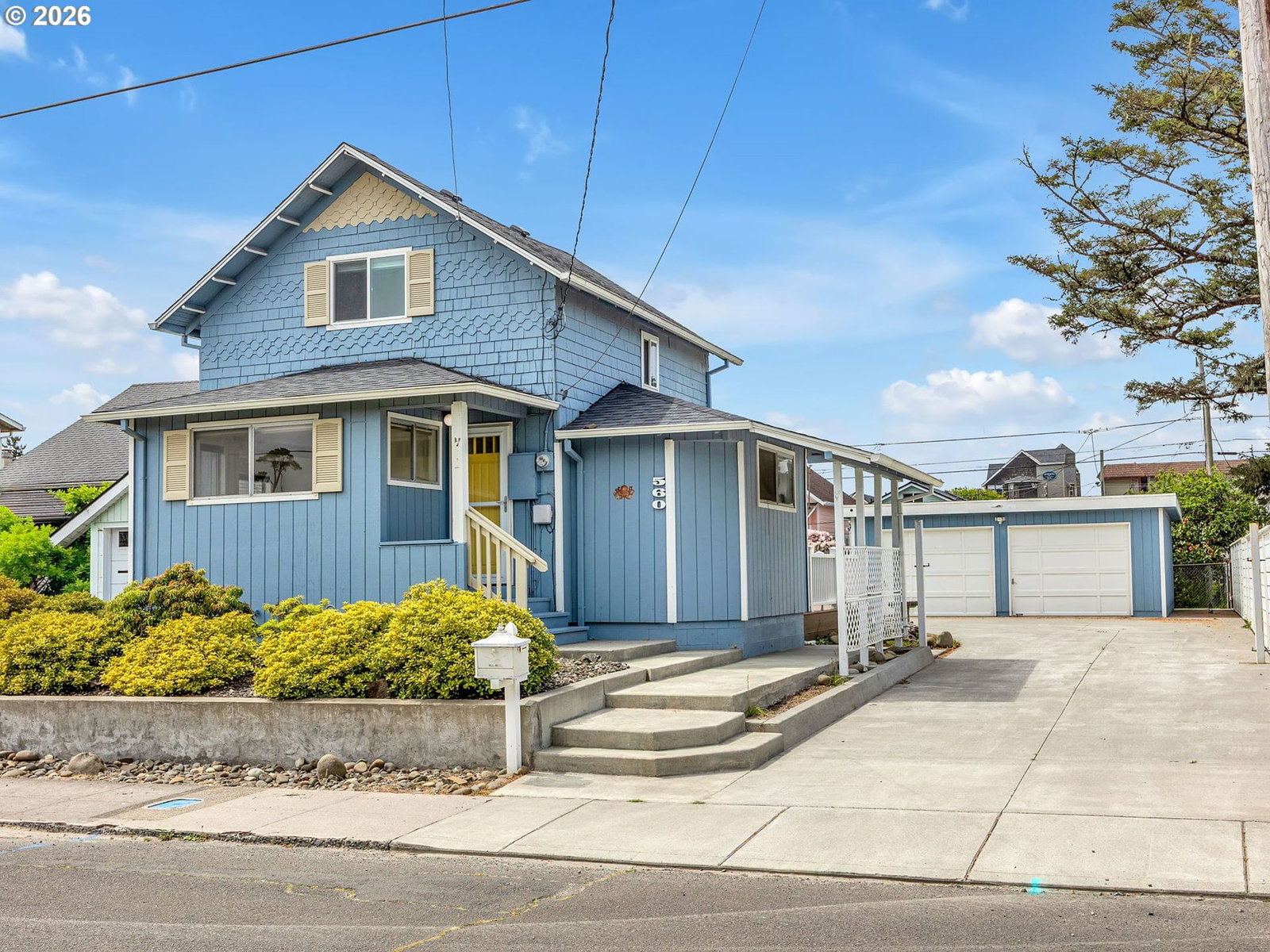 Listing photo 1 of 6
