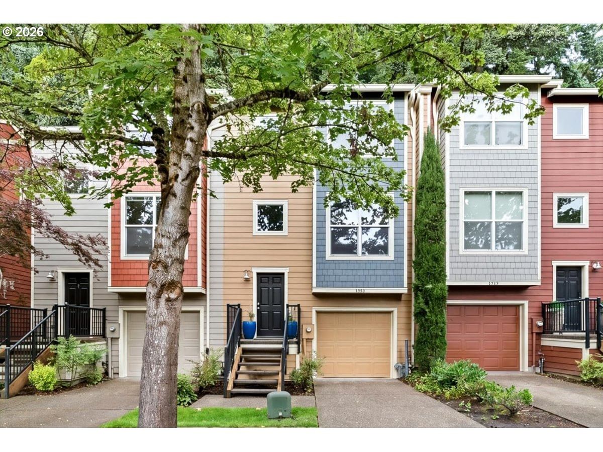 Listing photo 1 of 6