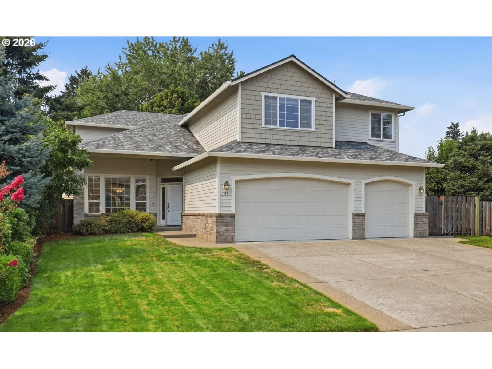 516 SE 200TH PL