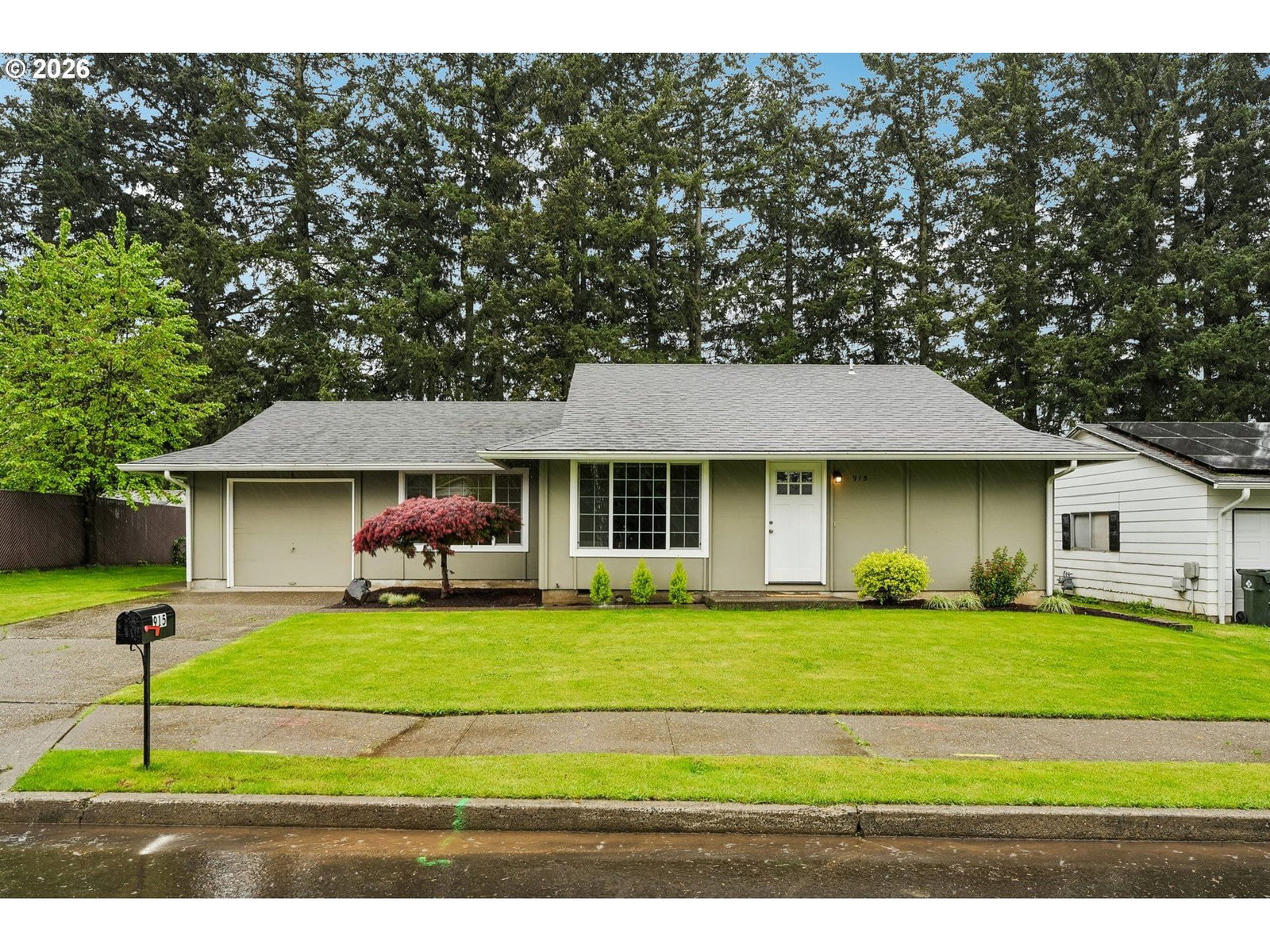 Primary listing photo, 915 SE 205TH DR, Gresham, OR, 97030