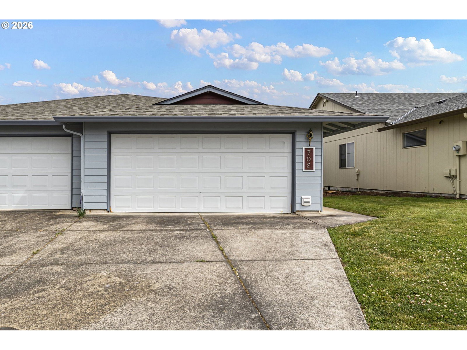 Listing photo 1 of 6