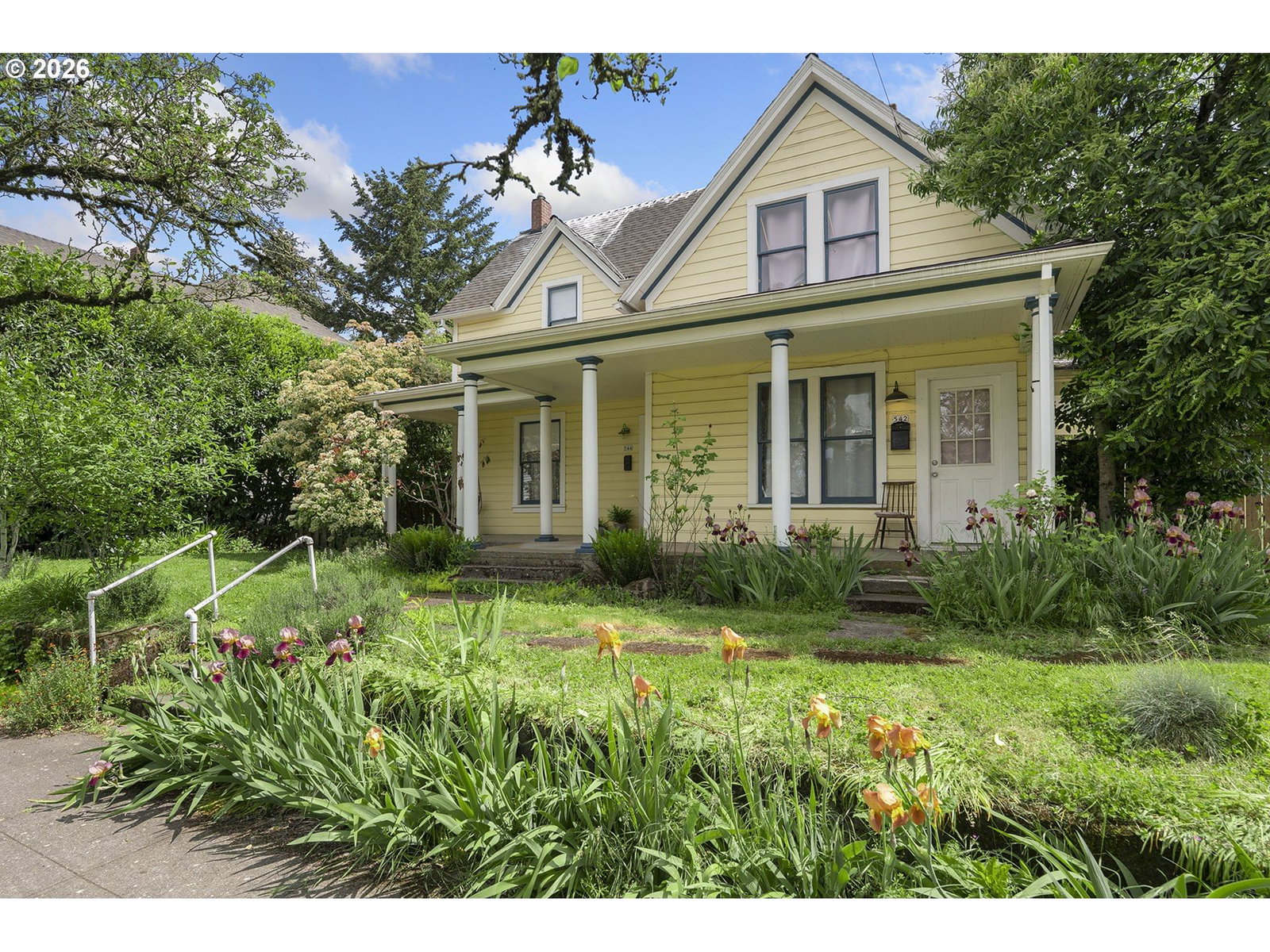 Listing photo 1 of 6