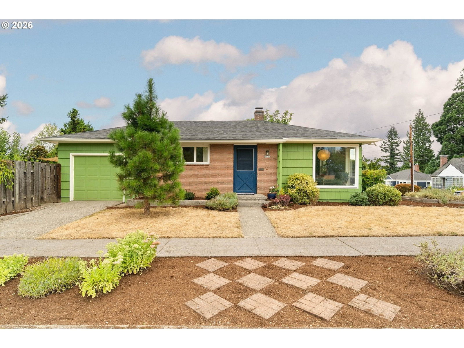 1050 SE 73RD AVE
