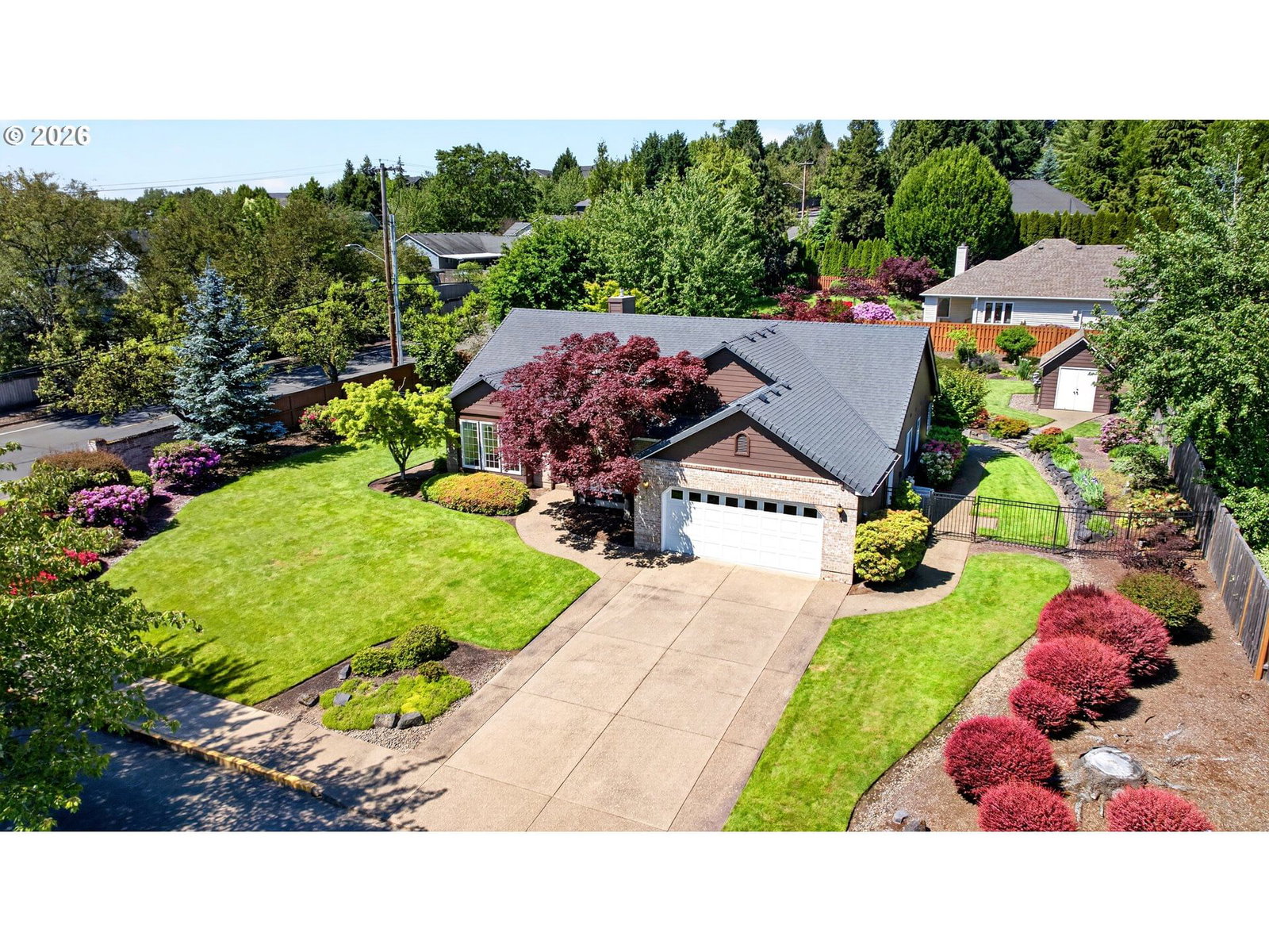 Listing photo 1 of 6