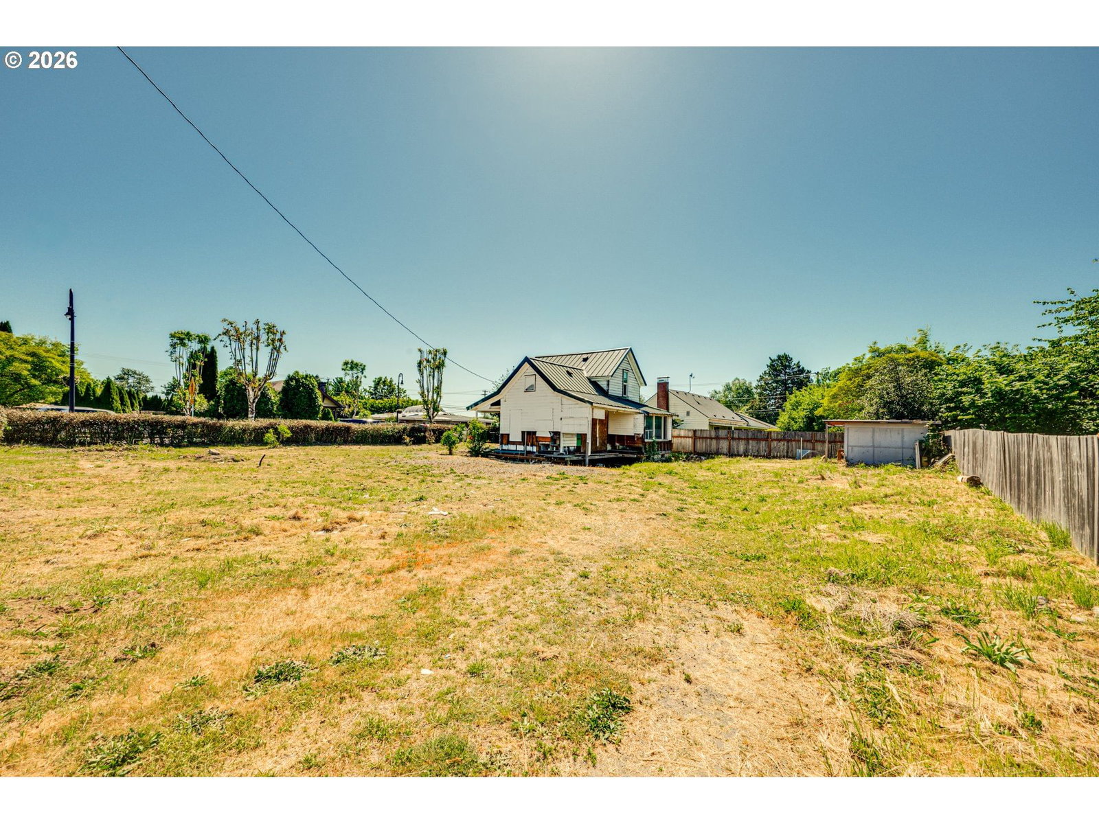 Listing photo 1 of 6