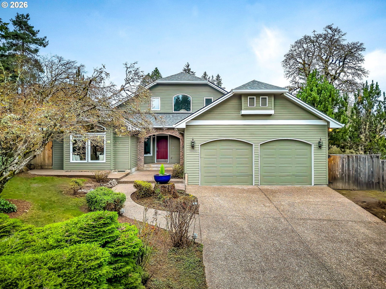 Primary listing photo, 16635 SE SUNRIDGE LN, Milwaukie, OR, 97267