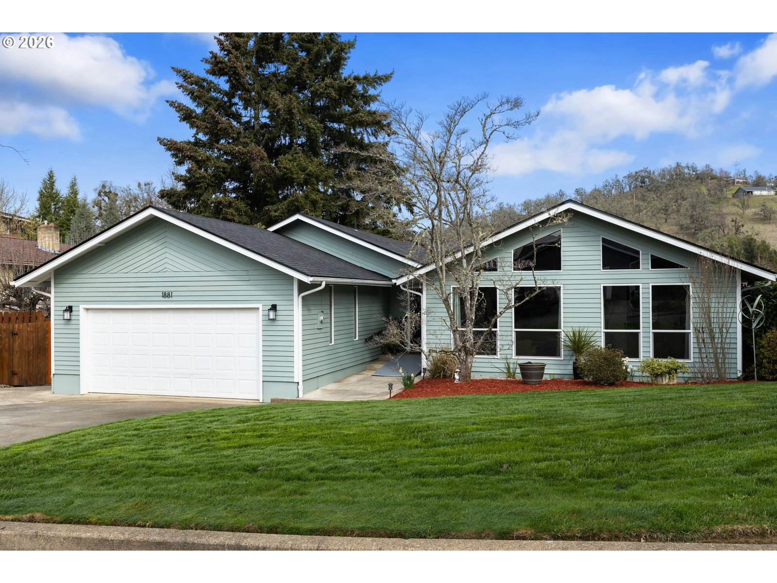 Primary listing photo, 1881 NW EXCELLO DR, Roseburg, OR, 97471
