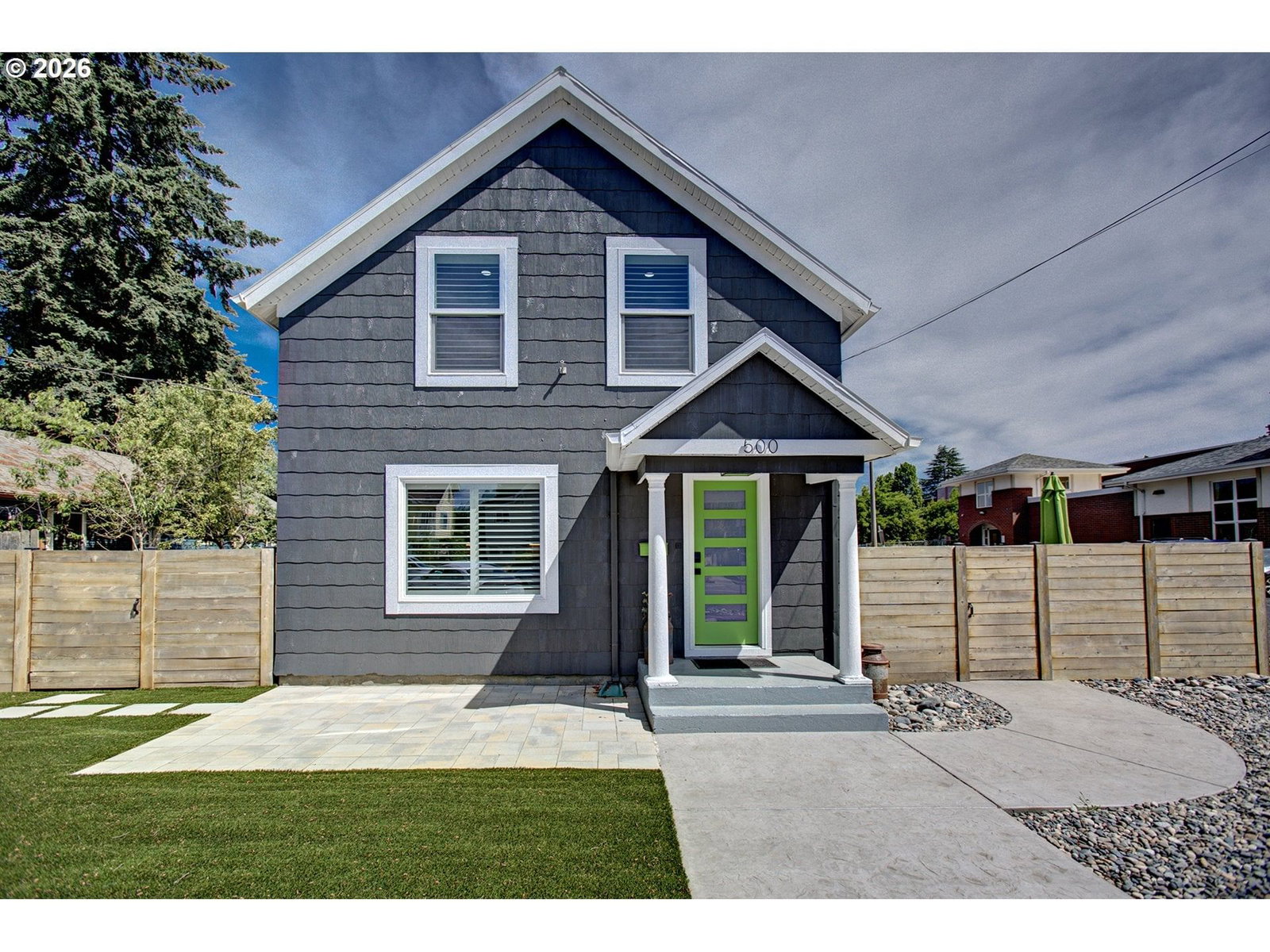 500 W MCLOUGHLIN BLVD
