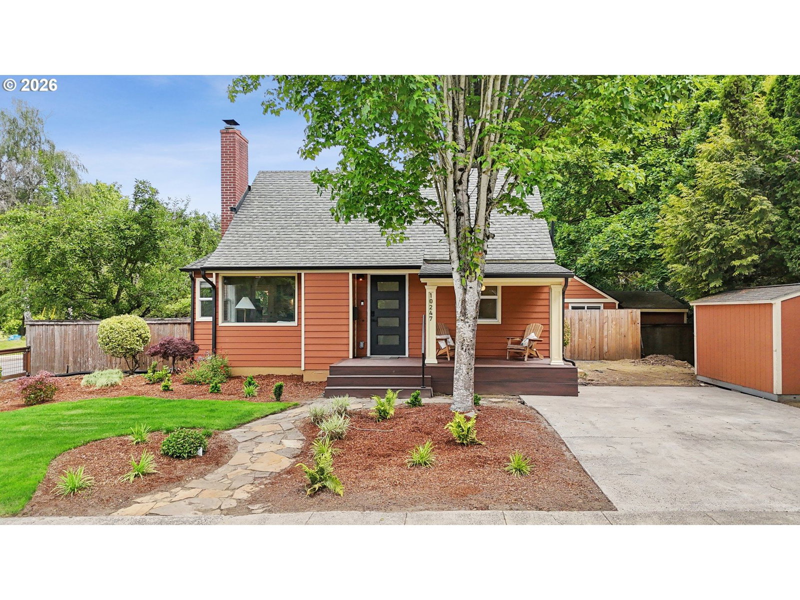 Listing photo 1 of 6
