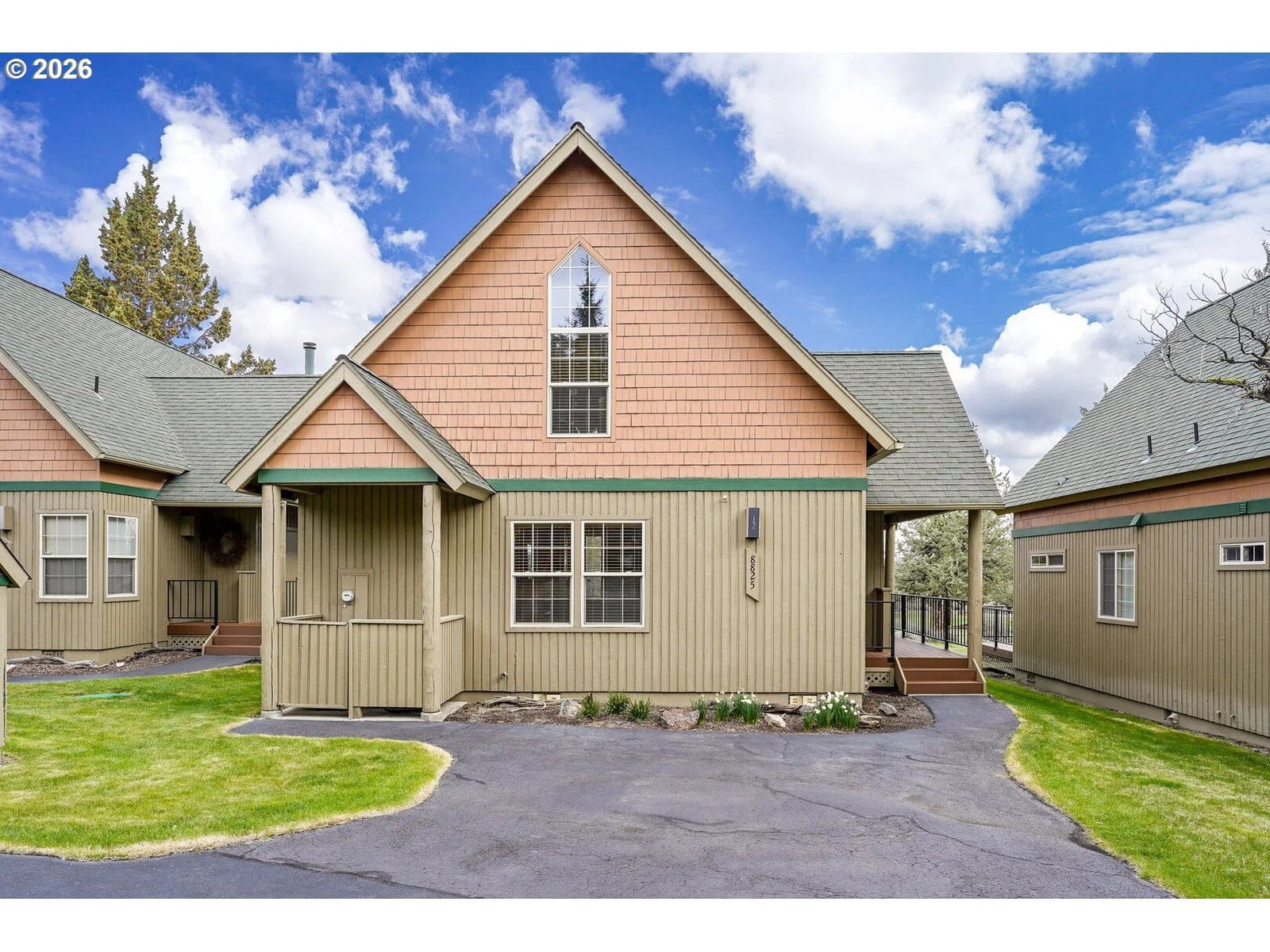 Listing photo 1 of 1