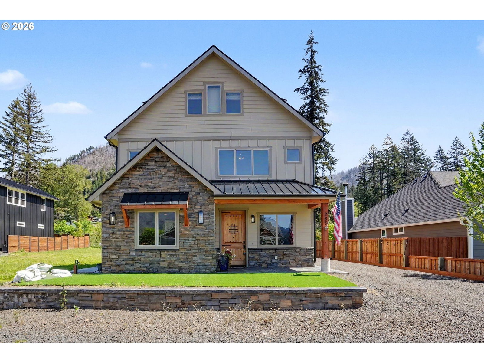 Listing photo 1 of 6
