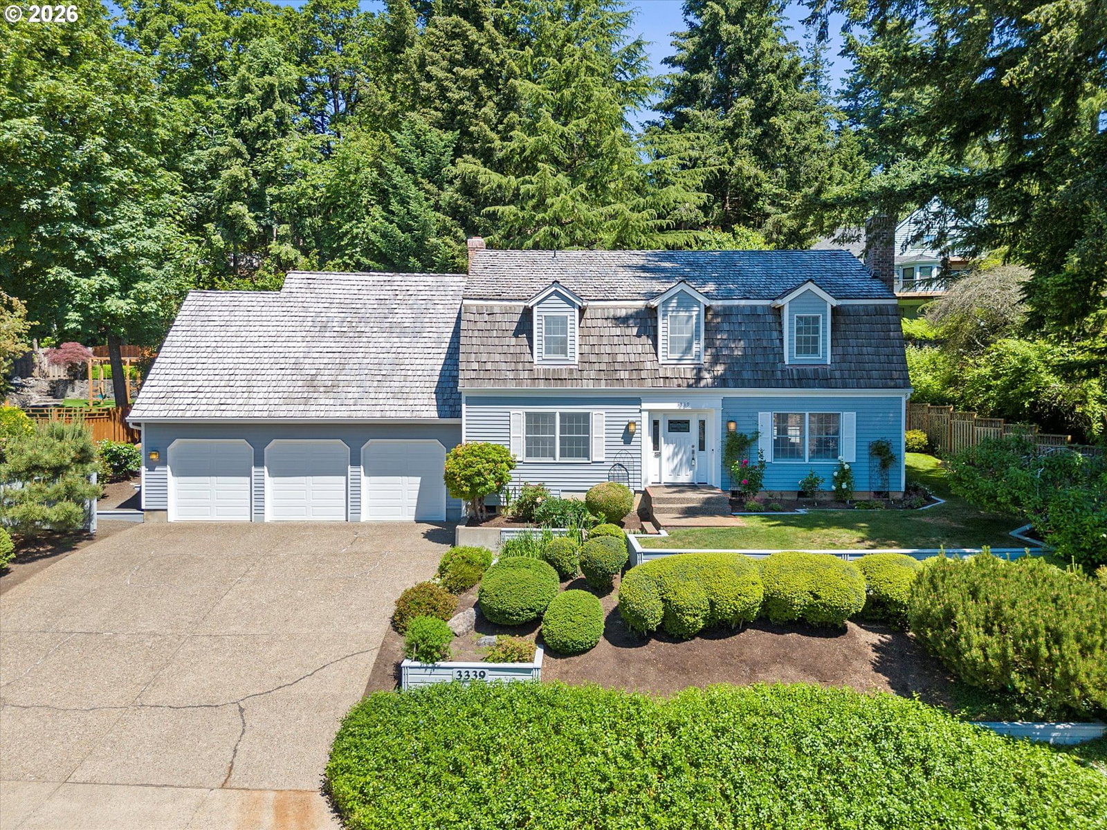 Listing photo 1 of 6