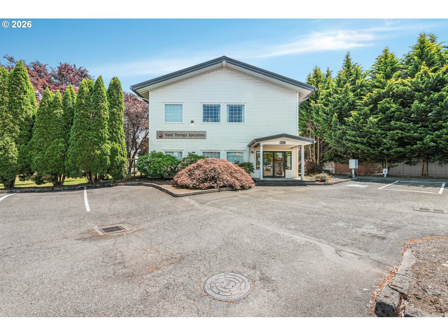 Listing photo 1 of 6
