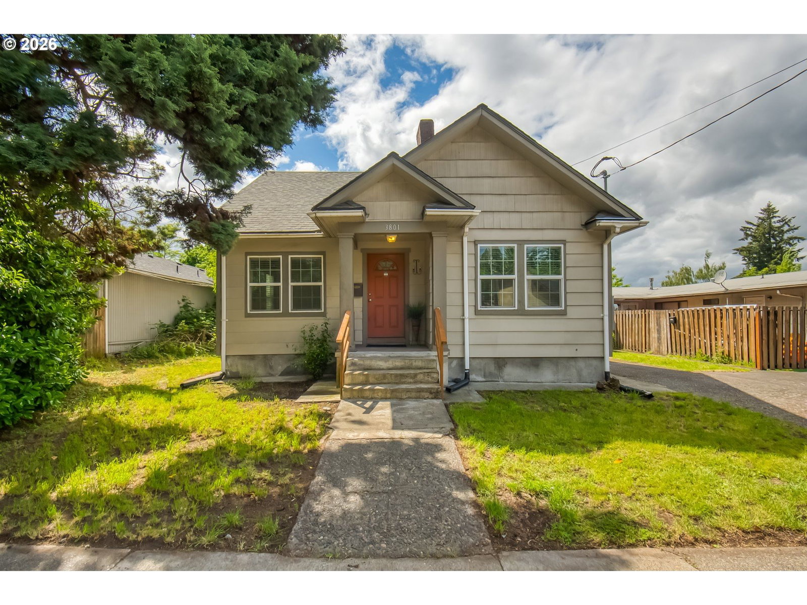 Listing photo 1 of 6