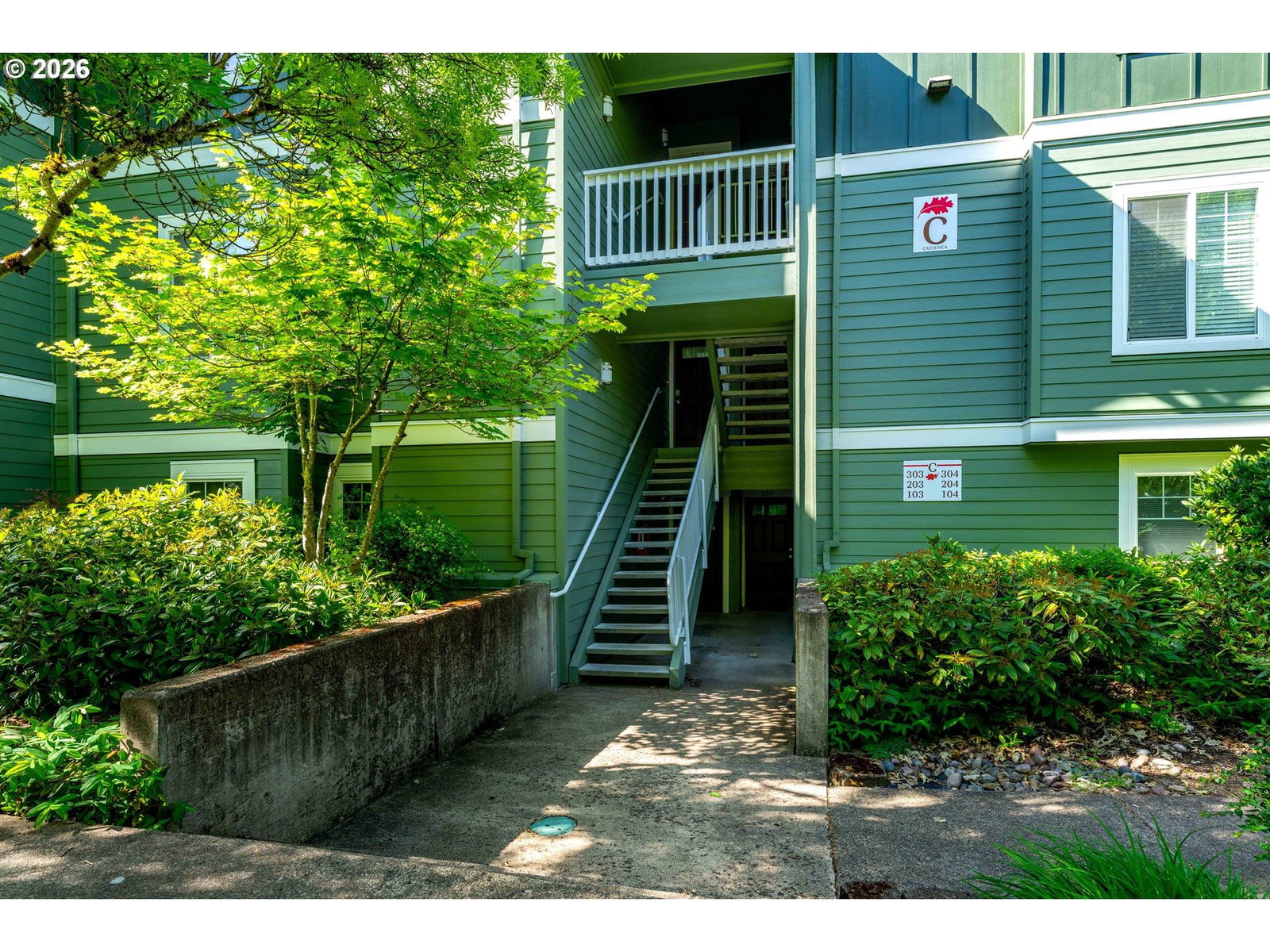 Listing photo 1 of 6